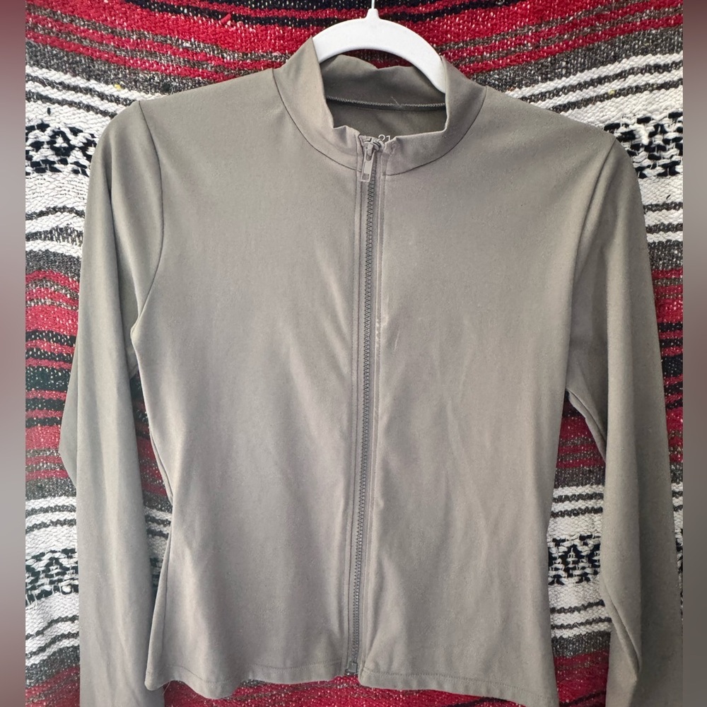 Rue21 Gray Zip-Up Hoodie